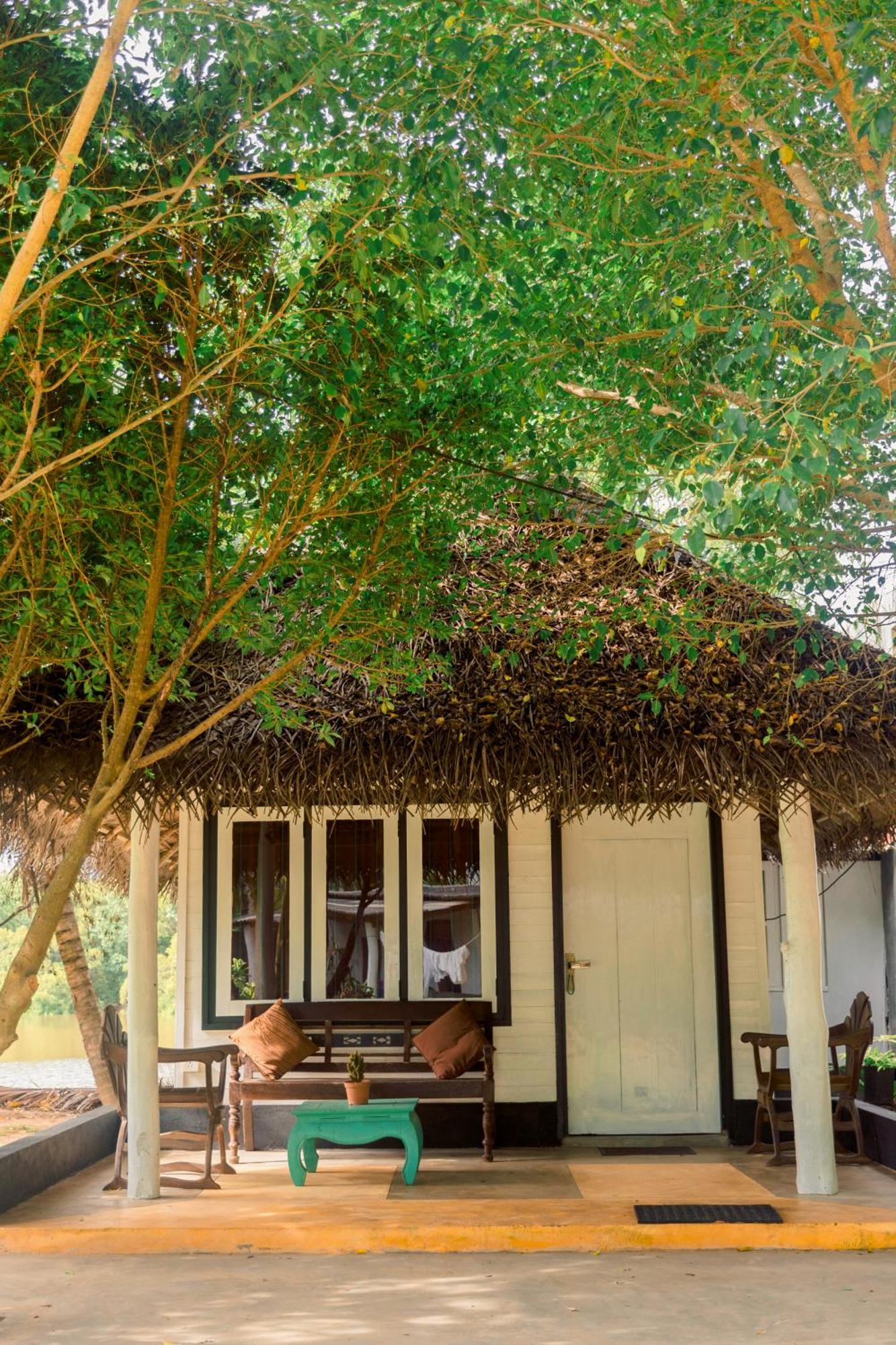 Harmony Beach Resort Тангалле Екстер'єр фото
