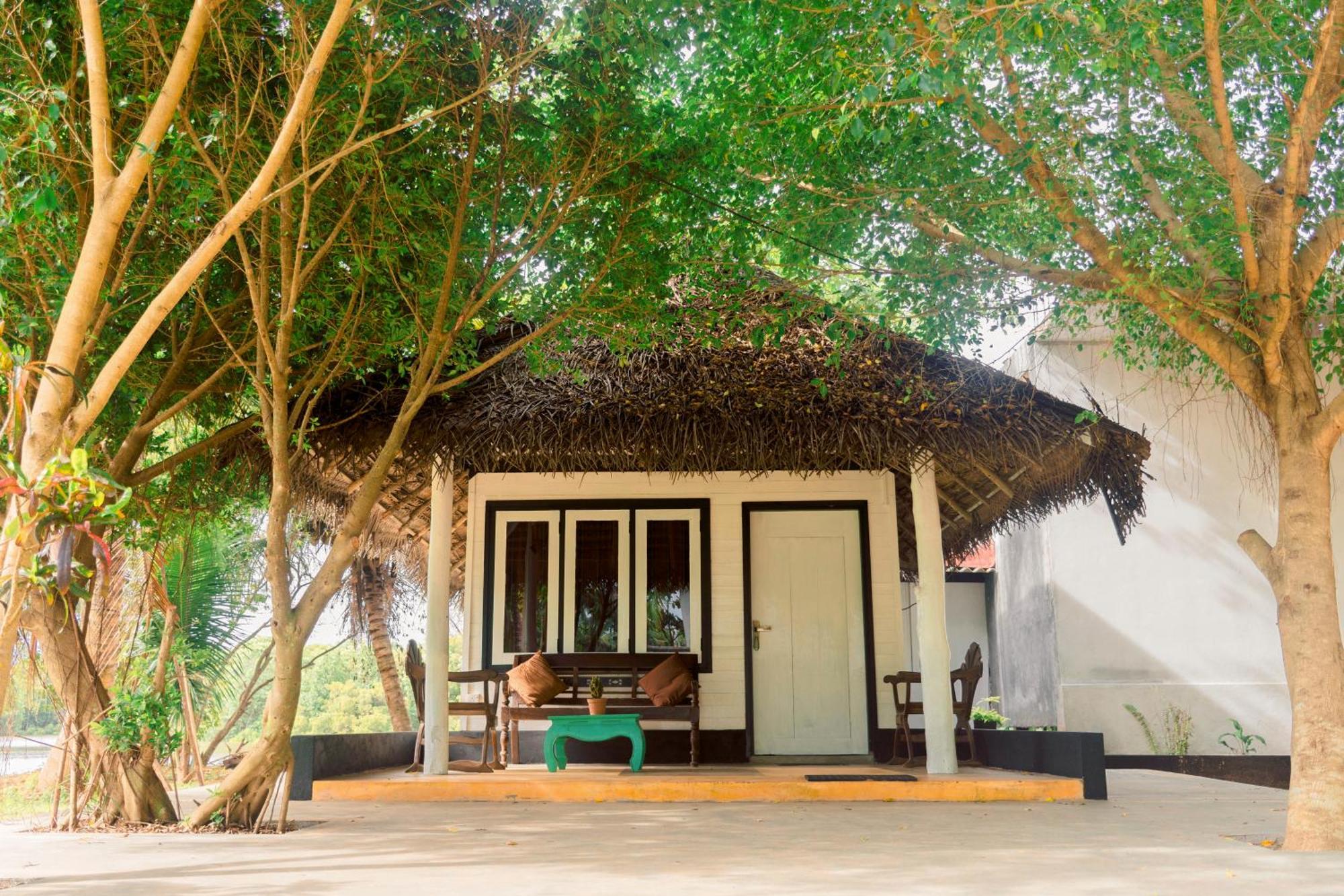 Harmony Beach Resort Тангалле Екстер'єр фото